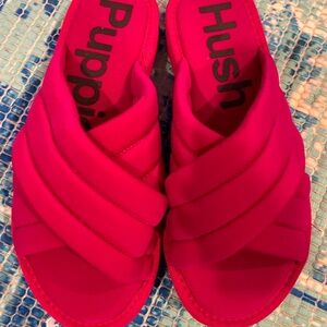 EUC Hush Puppies slides sz 8 fuschia